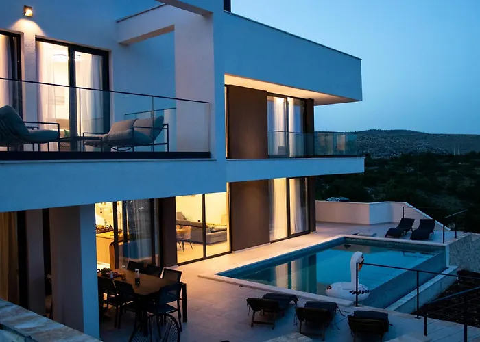 Blue Horizon Villa